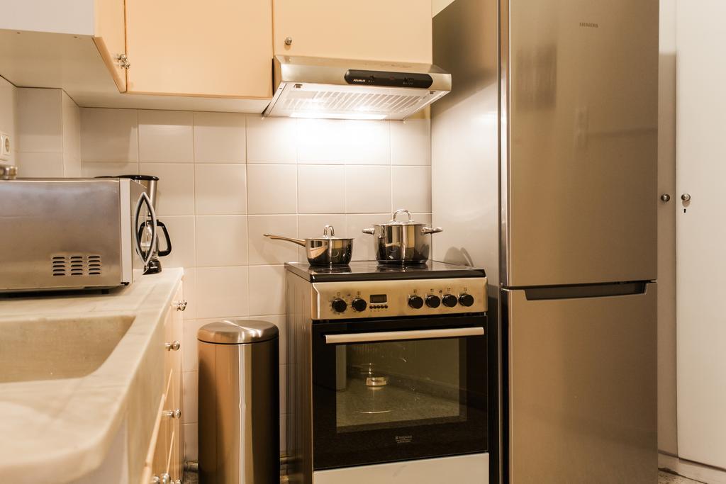 Charming Acropolis Metro Station Apartment, Clean And Cozy Athens Ngoại thất bức ảnh